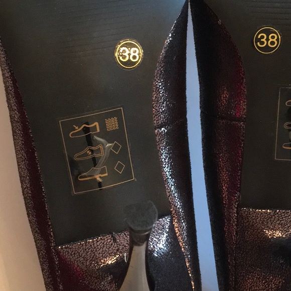 Spring Metallic Grey Heels - Picture 6 of 7